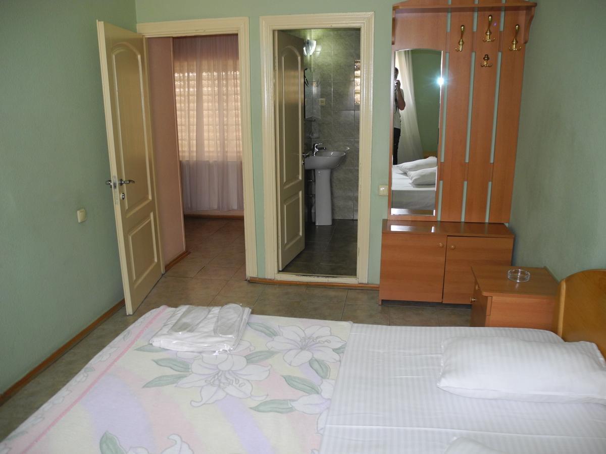 Hotel Sachveno Tbiliszi Kültér fotó
